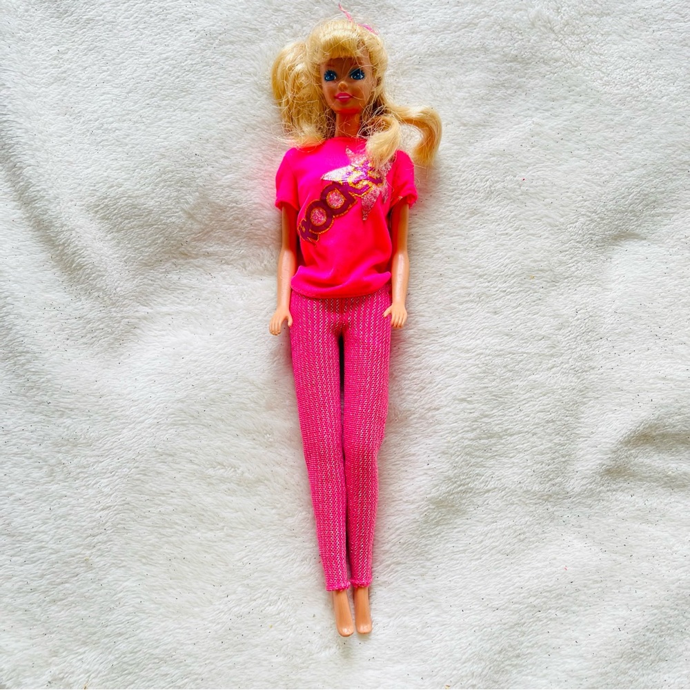 Original Retro Rocker Barbie - Picture 3 of 7